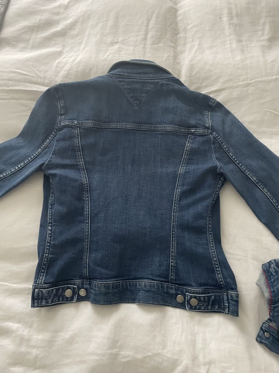 Tommy Hilfiger Giacche: Hilfiger Jeans Jacke 34 – Usato da Zollikofen venduto da ballspielerb1 1