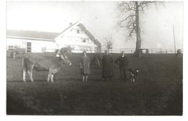 unbekanntes Appenzeller Bauernhaus bei Teufen (AR) Familie