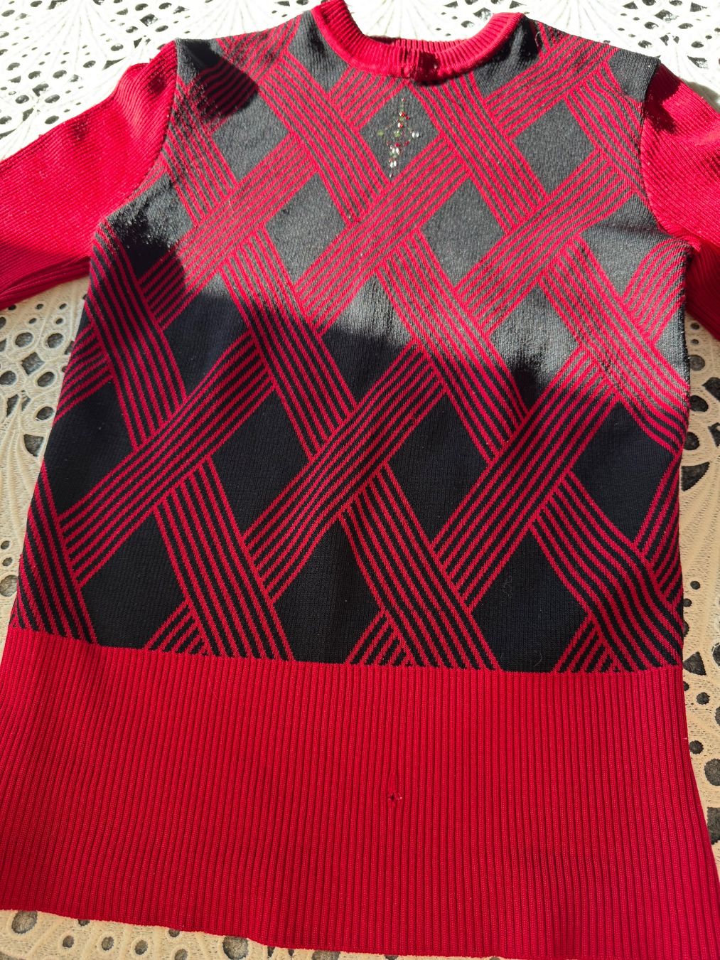 Maglioni & Felpe: Roter Vintage Strickpullover mit Muster Grösse S – Usato da Frenkendorf venduto da Style365 7