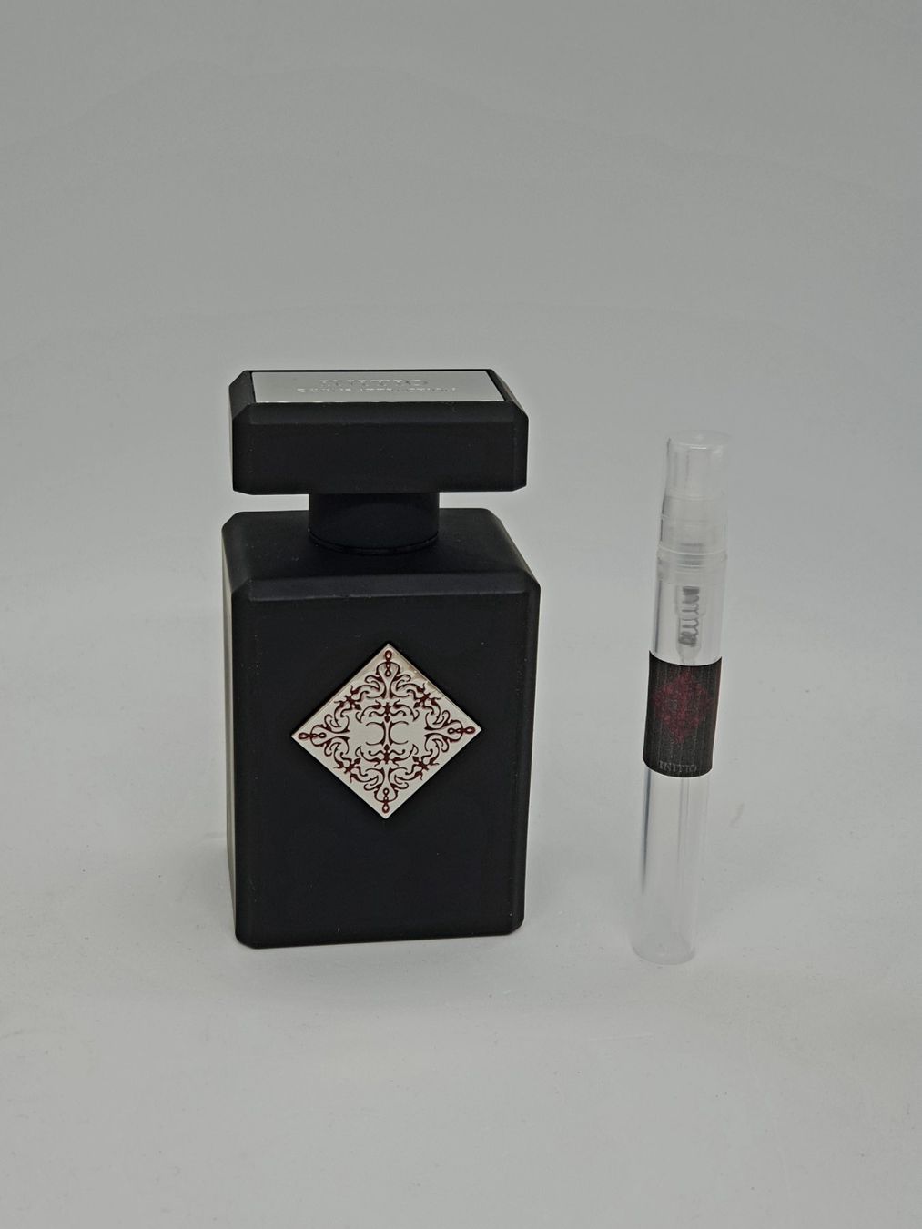 Initio Profumi & Eau de Toilette: 5 ml DIVINE ATTRACTION INITIO ABFÜLLUNG – Nuovo (secondo la descrizione) da St. Gallen venduto da CaliSunshine