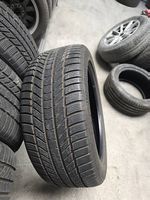 Pneus hiver en 275.45.21 continental