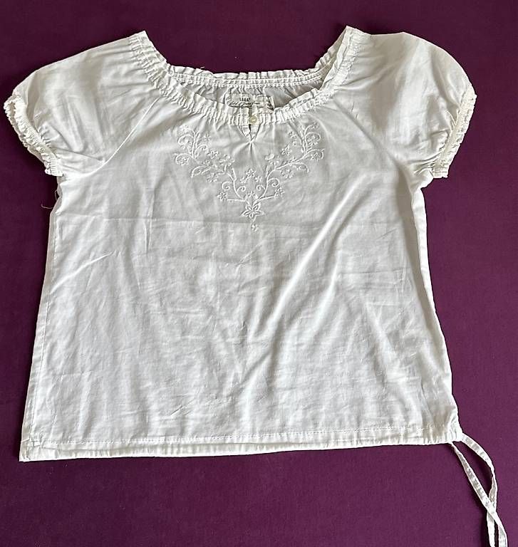 Camicette, T-shirt & Top: Bluse weiss 128cm – Usato da Merlischachen venduto da tsb-2025