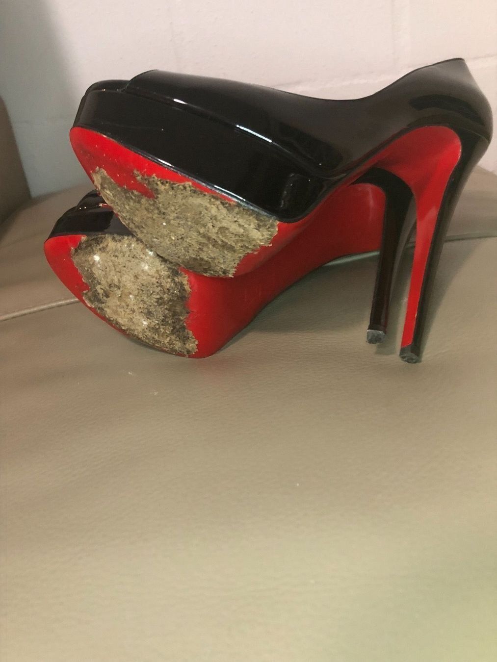 Christian Louboutin Damenschuhe: Cristian Louboutin Schuhe Gr.38 – Gebraucht aus Zürich von  2