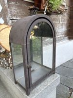 Rostige Eisenlaterne mit Glas für den Garten, 48cm hoch