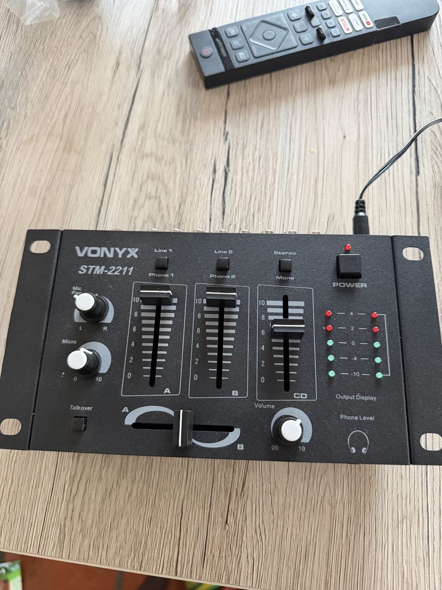 Mischpulte: Table de mixage DJ Vonyx STM-2211  – Gebraucht aus Boncourt von kev_wb77 1