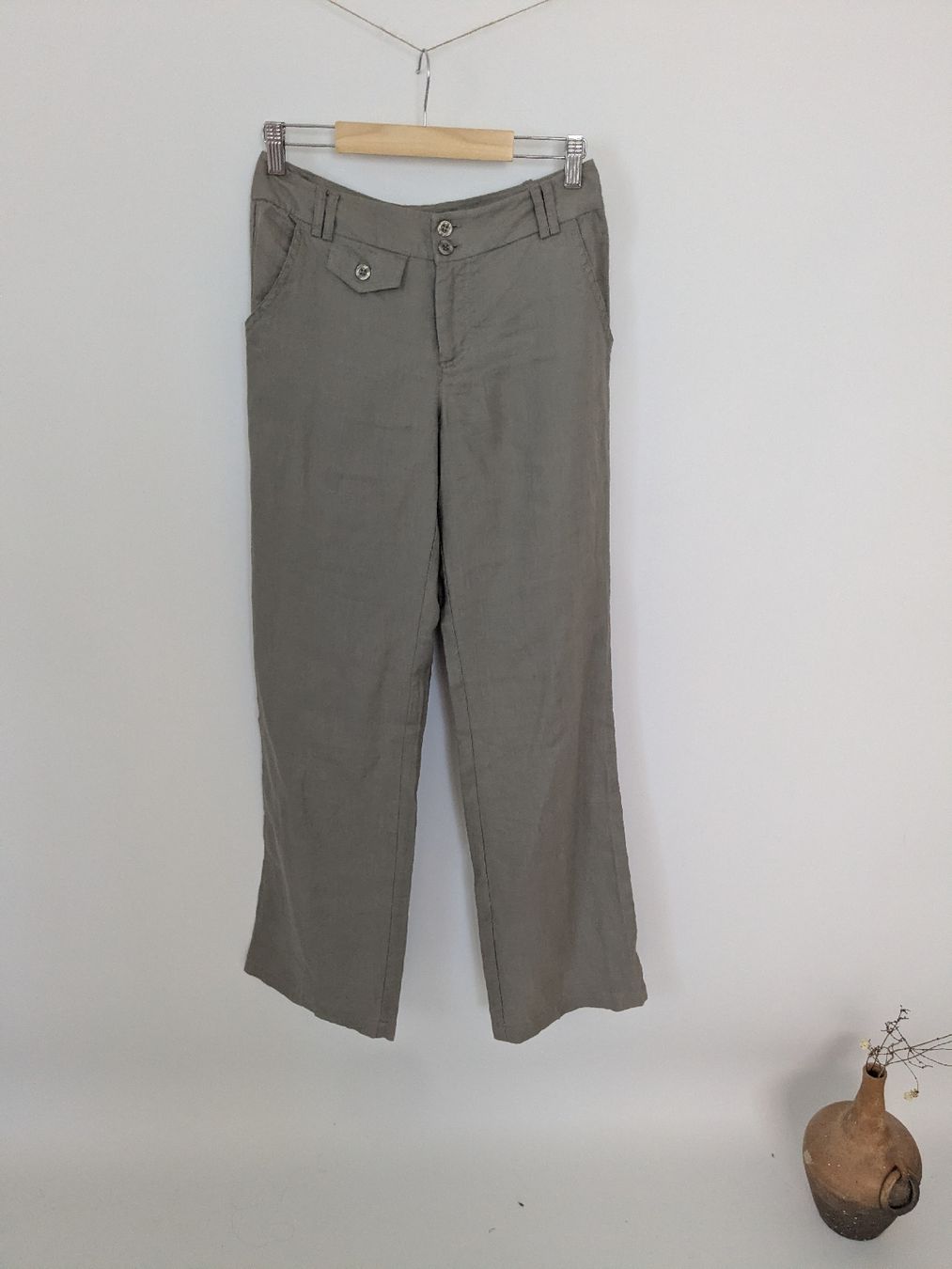 Maddison Hosen: Damen Hose beige Grösse 34 Leinen  – Gebraucht aus Rorschach von olg_5qq2 1