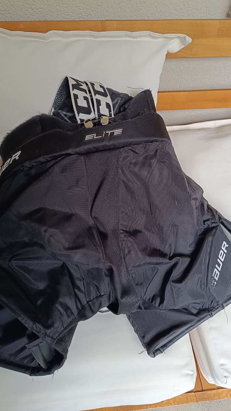 Pantaloni: Goalie Hose – Usato da Fischingen venduto da Mkr81 1