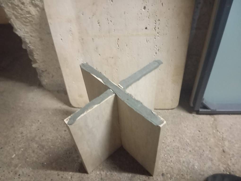 Tavoli: Tisch massiv aus Stein – Usato da Basel venduto da Petergunn 3