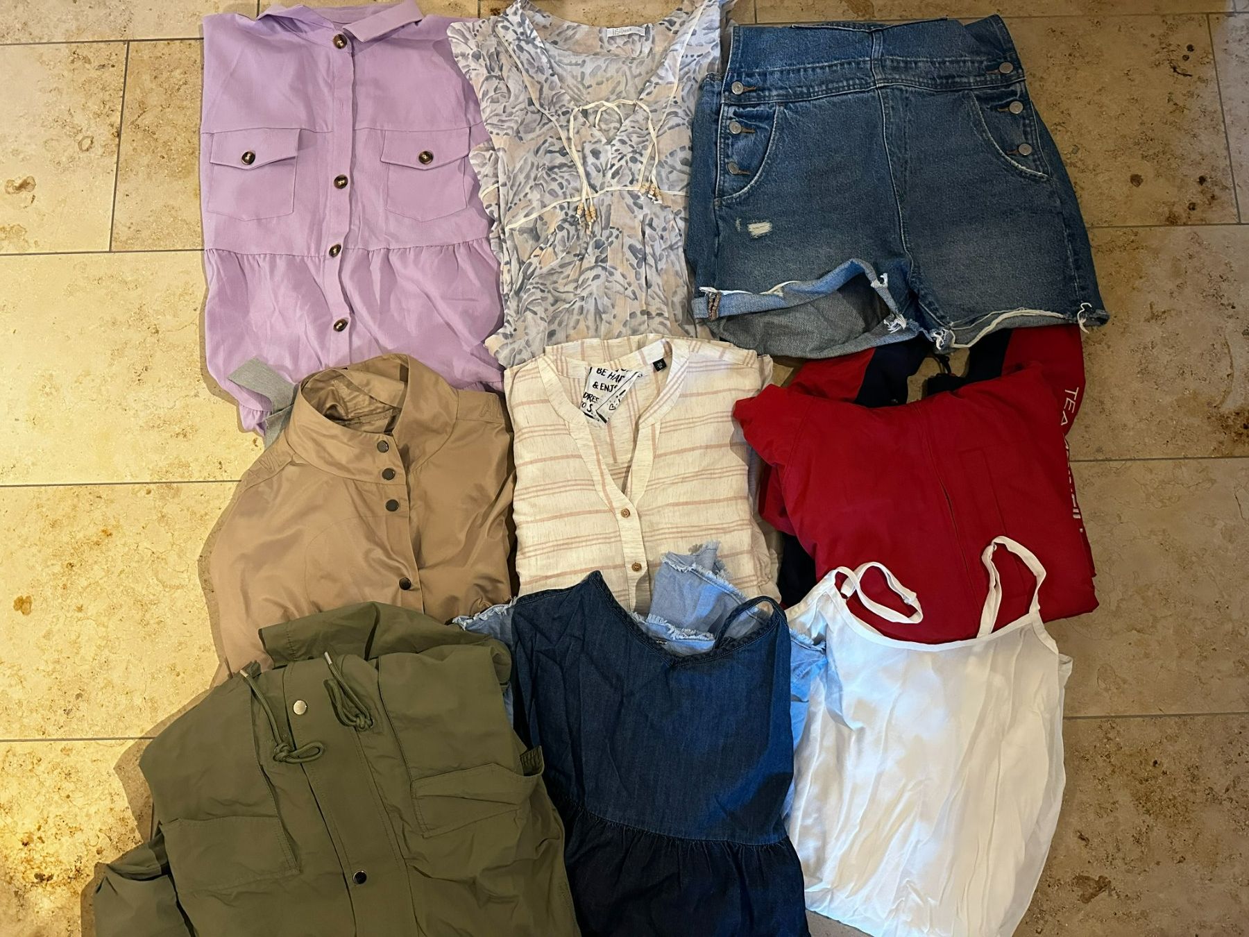 Lotti di vestiti: Marken Kleider Set, 9-teilig, Gr.M – Usato da Trimmis venduto da Giandomenico