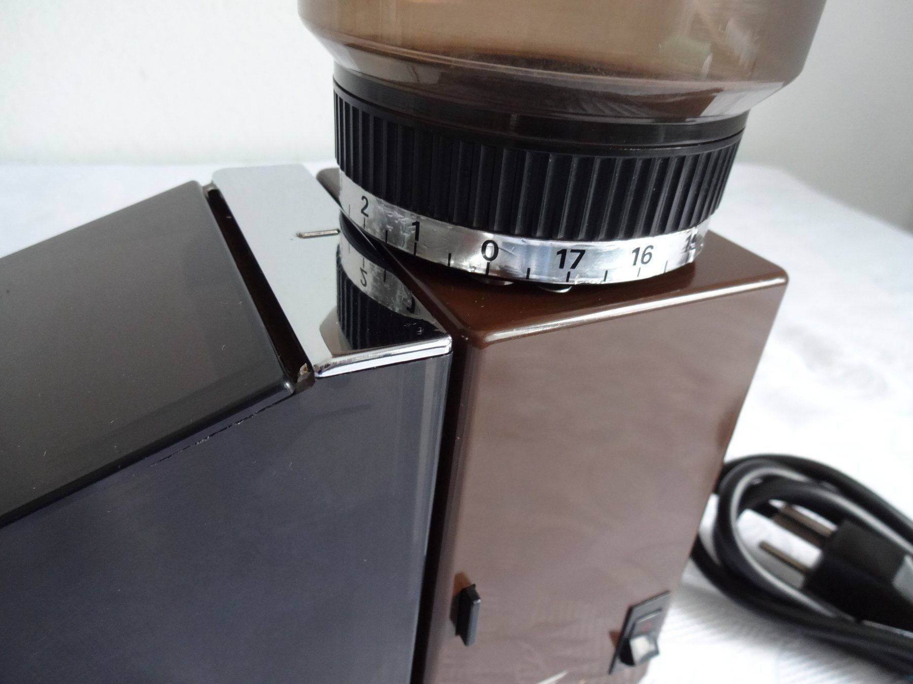 Turmix Macchine per caffè & Macchine per espresso: ELEKT. KAFFEEMÜHLE - TURMIX espresso E20 – Usato da Frauenfeld venduto da rey06 1