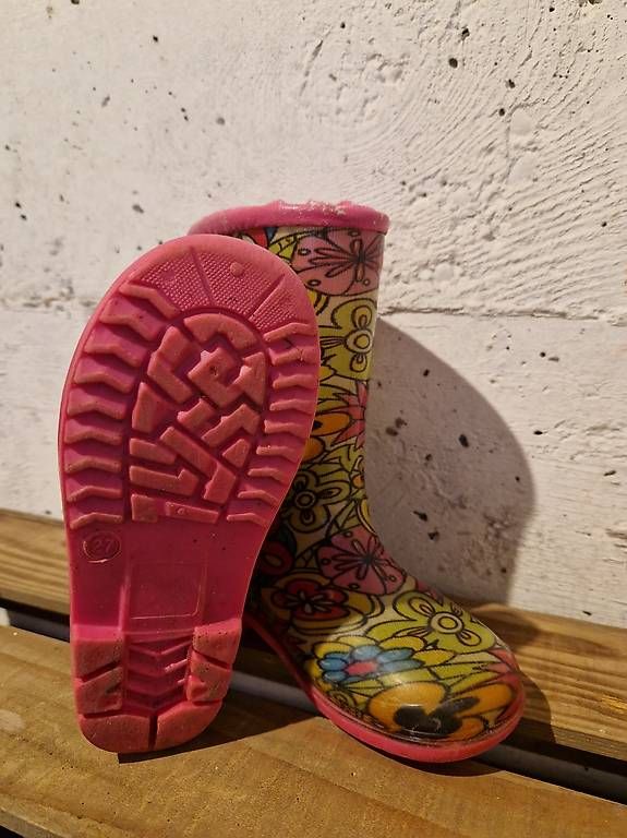 Scarpe per ragazze: Gummistiefel 27 – Usato da Rutschwil venduto da tho_9lxq 1