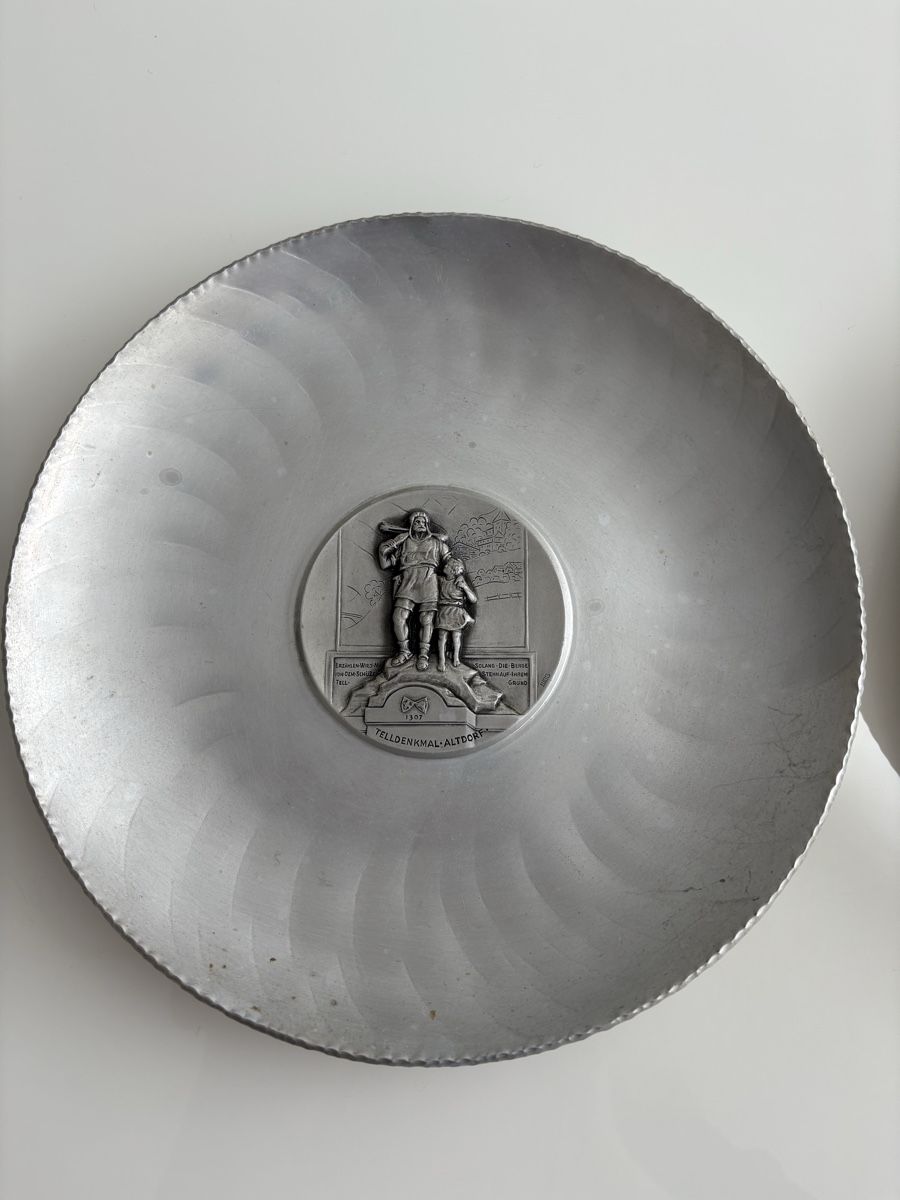 Piatti: Aluminium Wandteller Sigg  2 Stk. – Usato da Basel venduto da tar92 1