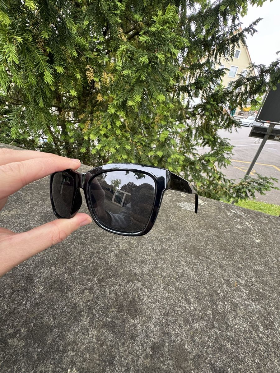 H&M Occhiali & Lenti: H&M Cat Eye Sunglasses Black Y2K – Usato da Effretikon venduto da rus_2l2p 4