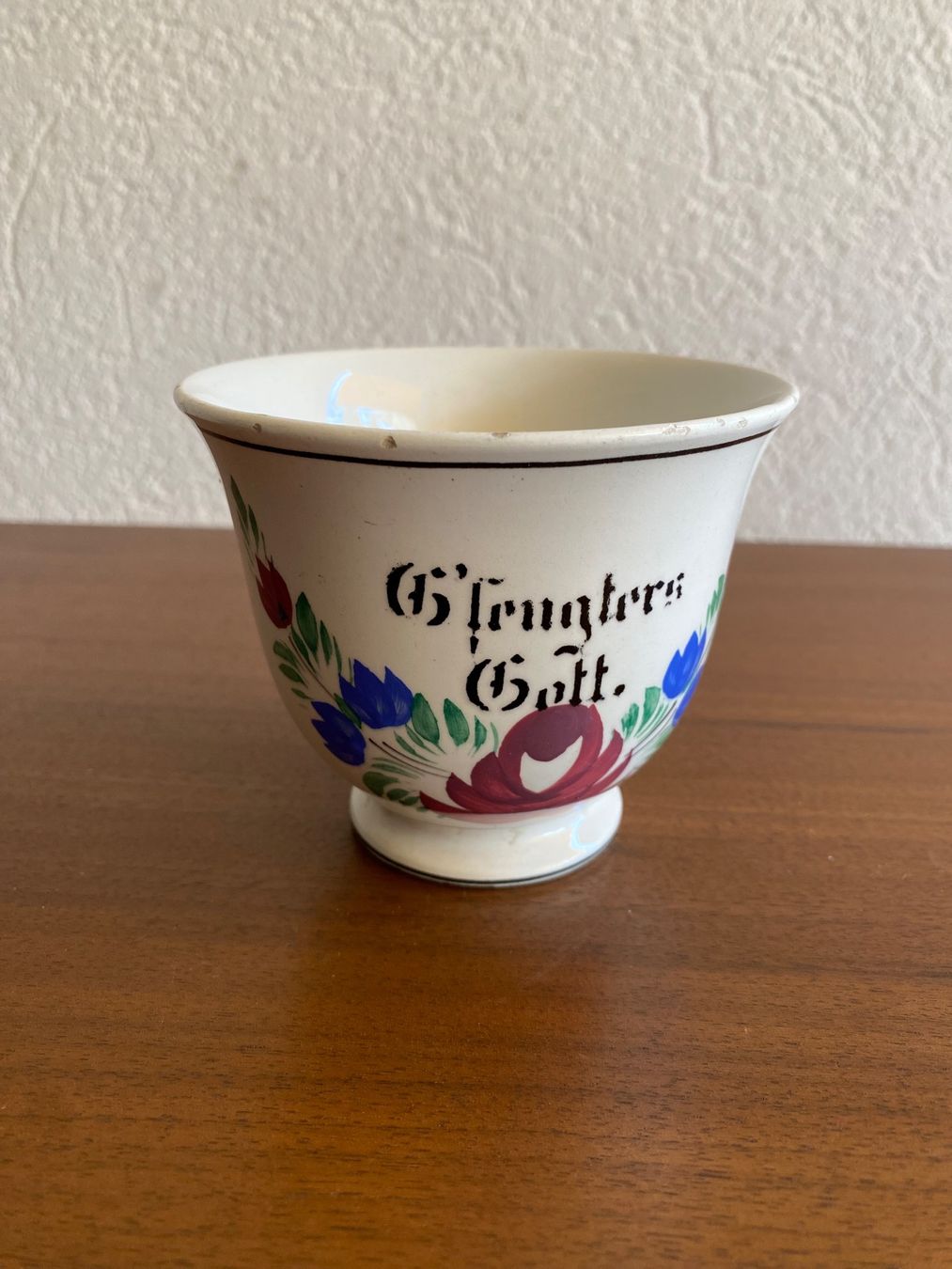 Tazze: Antikes Keramiktässchen "Geheiligter Gott" mit Blumenmuster – Usato da Burgdorf venduto da gre_2ftz