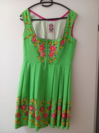 Frisches, grünes Sommerdirndl, Grösse 36/38, wie neu!