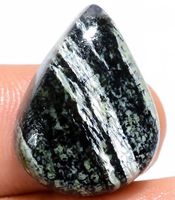 Cabochon L-2093 – Grüner Schweizer Opal – 20X15X6mm – 16 Kar
