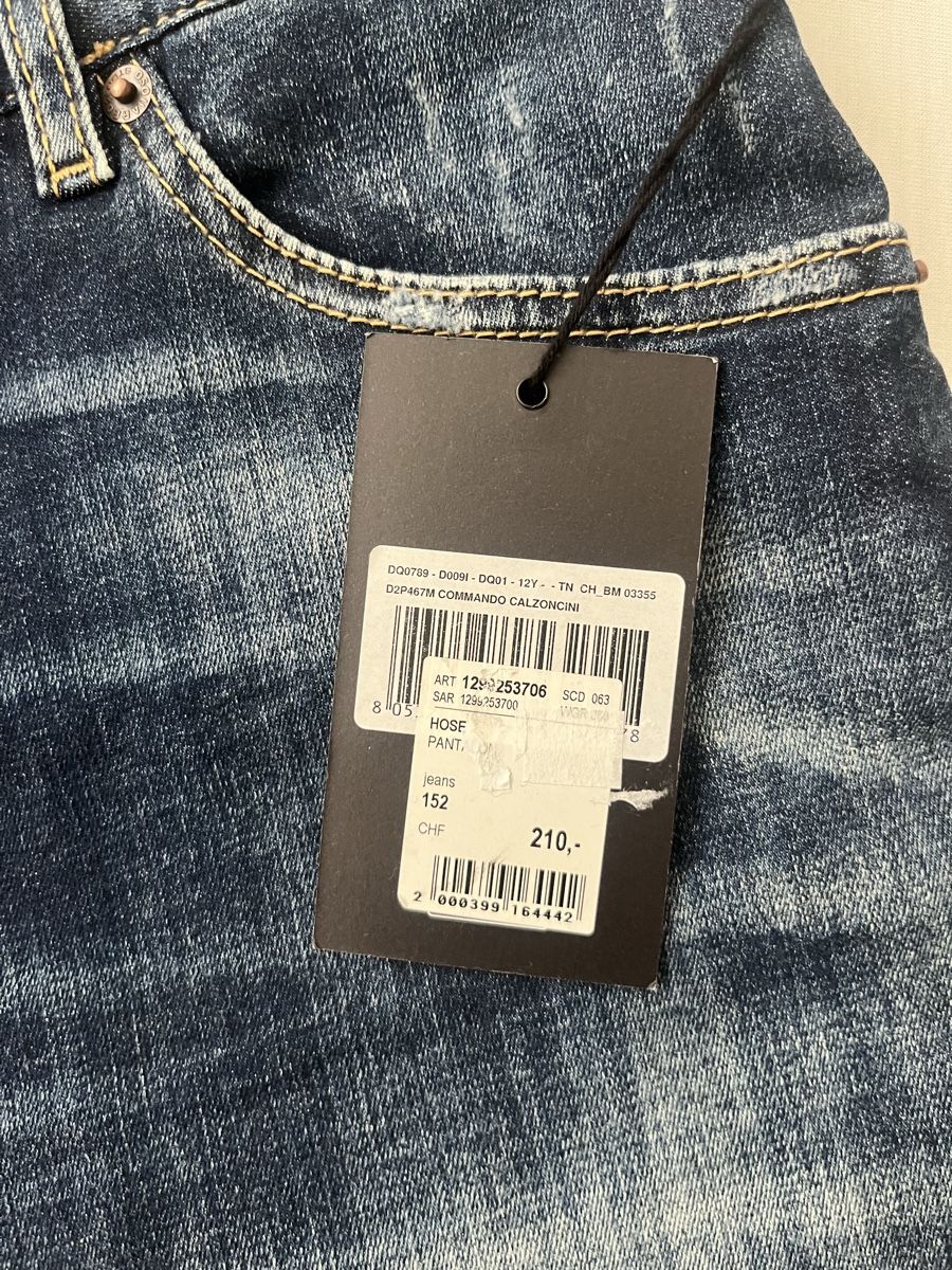 Dsquared2 Pantaloni: Dsquared2 Shorts – Nuovo e nell'imballaggio originale da Zürich venduto da JB23JB 4