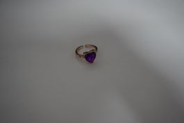 Süsser Herz Ring mit lila Stein, Gr. verstellbar, Rosegold