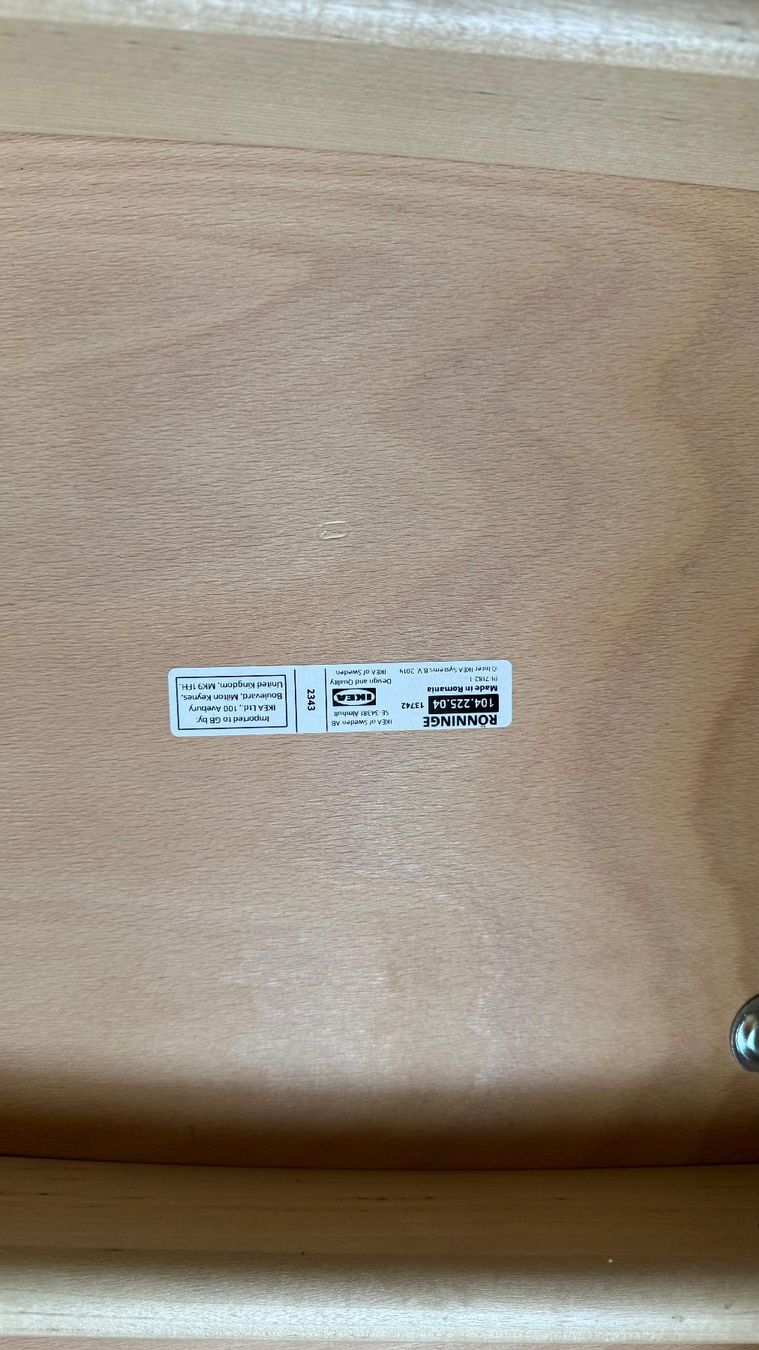 Stuhl RÖNNINGE IKEA neuwertiger Zustand (4 Stück VERFÜGBAR) (Neu ...