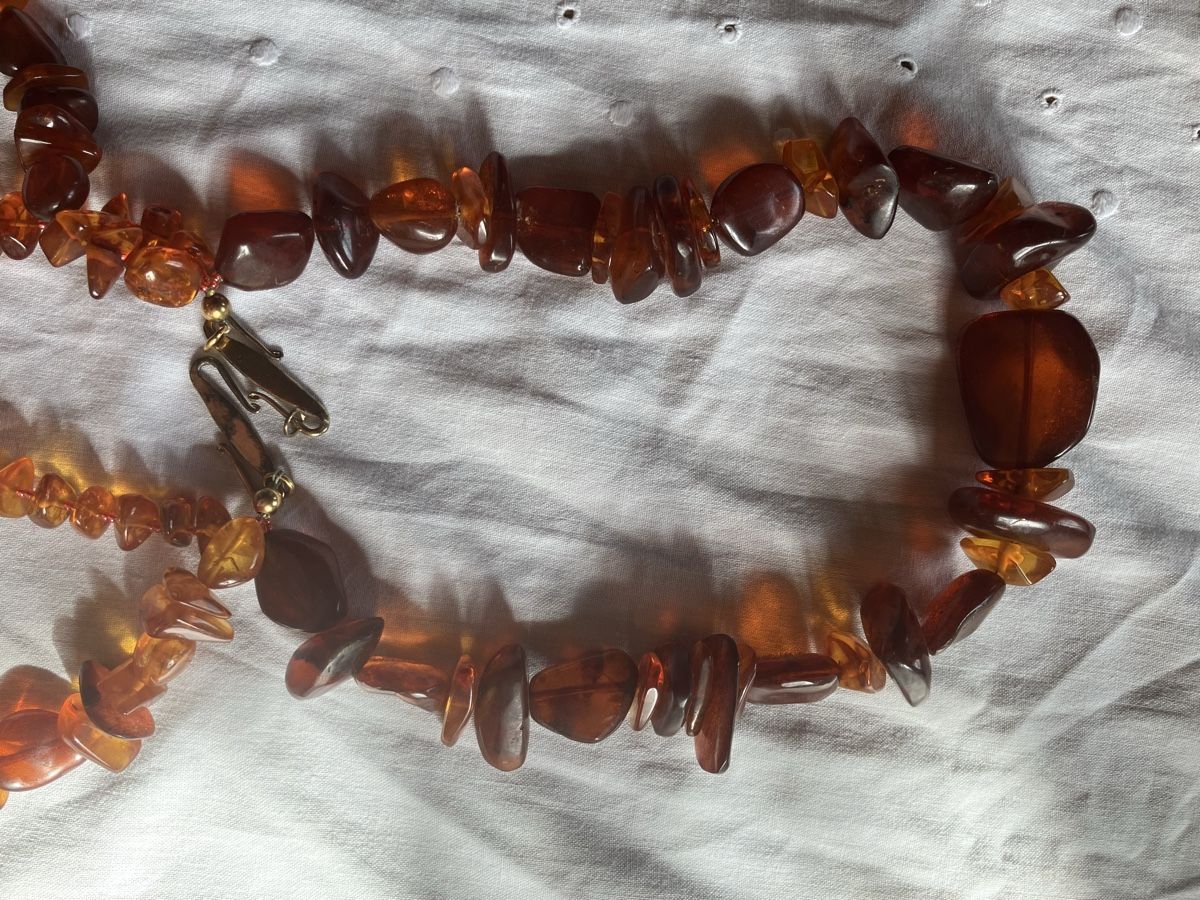 Catenine: 3 fache Bernsteinkette – Usato da Bassersdorf venduto da groovygremlin 3
