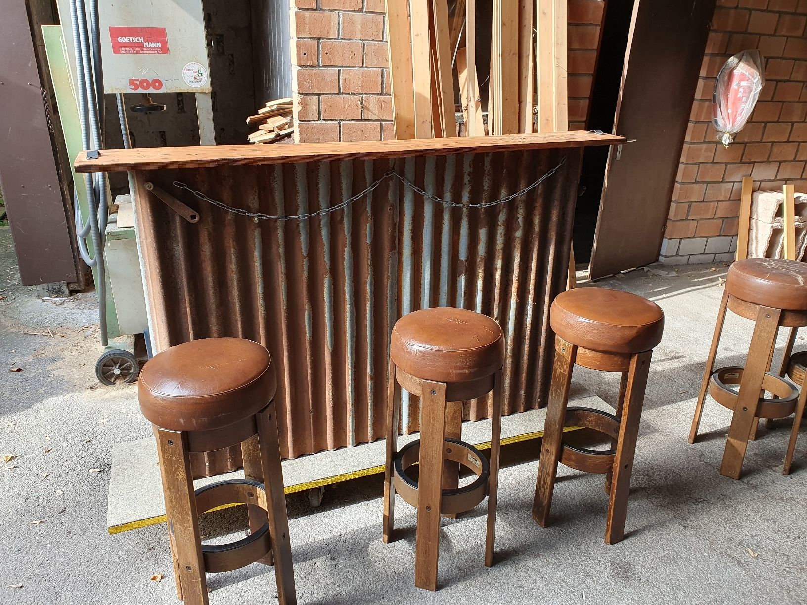 Allestimento di negozi e stand fieristici: Bar Theke Retro Style – Usato da Münsingen venduto da wd65
