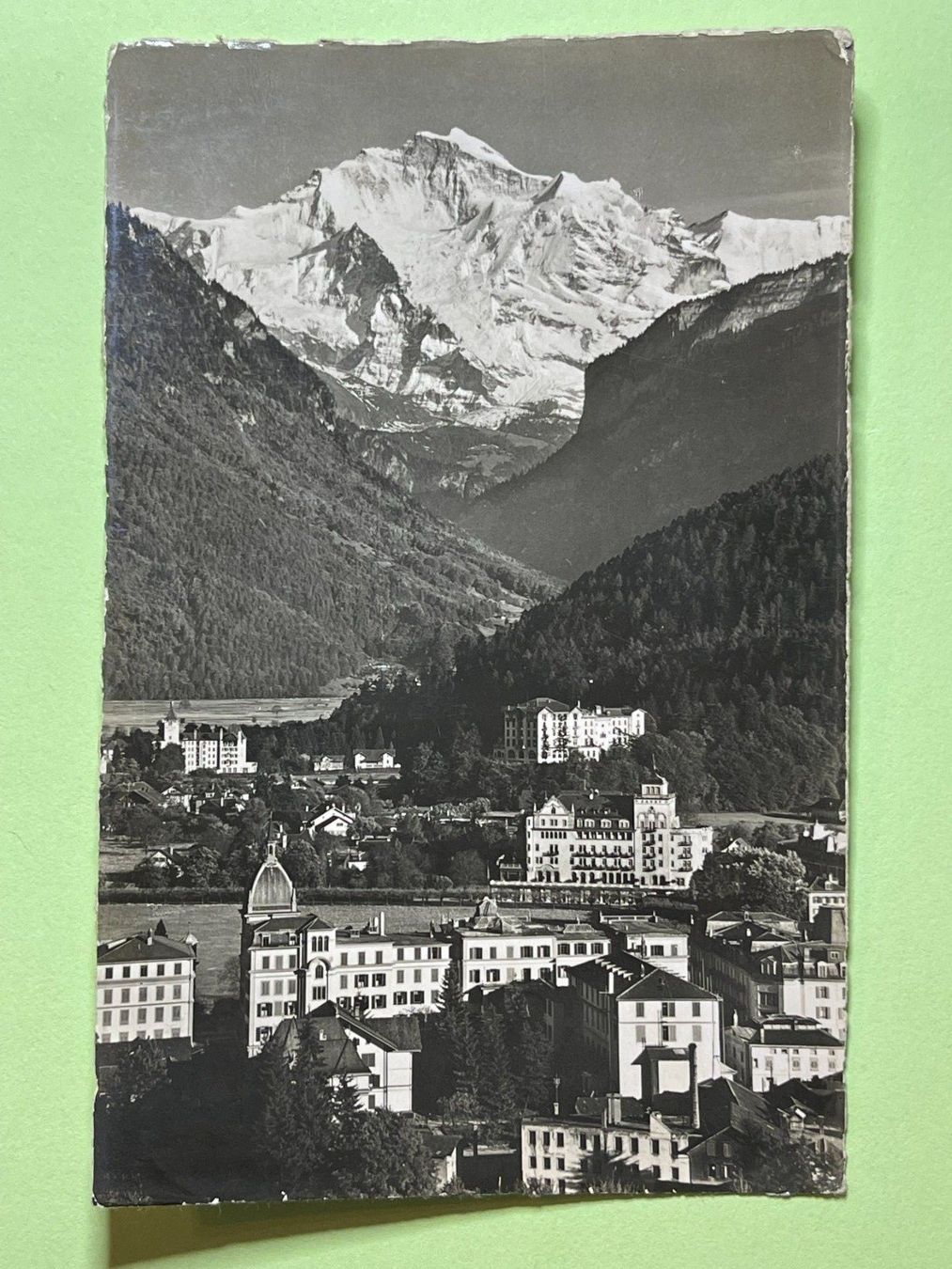 Cartes postales: Interlaken, Jungfrau - 1942 – D'occasion à Steg VS par _vinci_