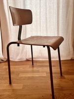 4 zeitlose Vintage Industrial Design Stühle