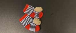 Baby Rasselsocken Erstlingssocken Bär Blau Rot