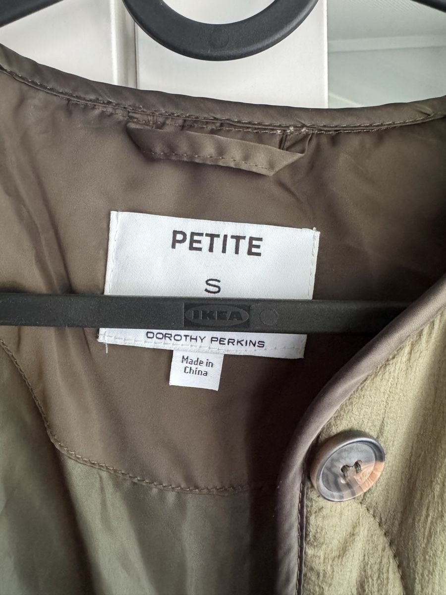 Dorothy Perkins Vestes: Steppjacke kurz Khaki Grösse S  – Neuf (Voir description) à Luzern par raquel.m 2