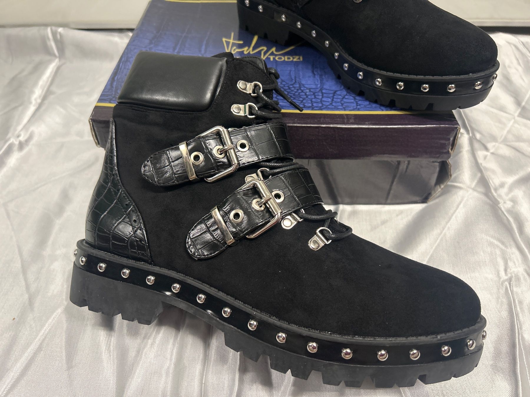 Scarpe da donna: Schnürboots / Stiefeletten Neu Gr 41 – Nuovo e nell'imballaggio originale da Regensdorf venduto da Spyke55 1