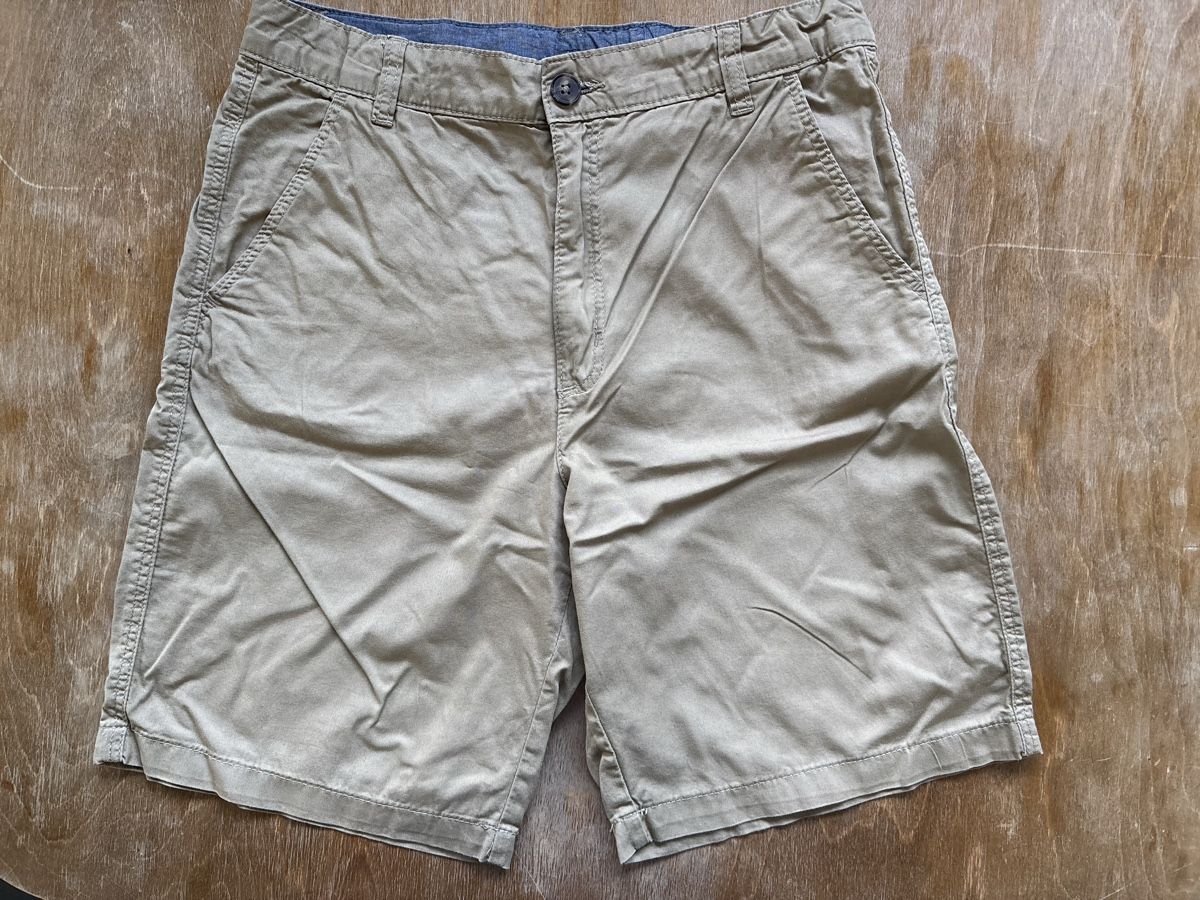 H&M Pantaloni: Shorts von H&M, gr.164 – Usato da Cumpadials venduto da luc7373