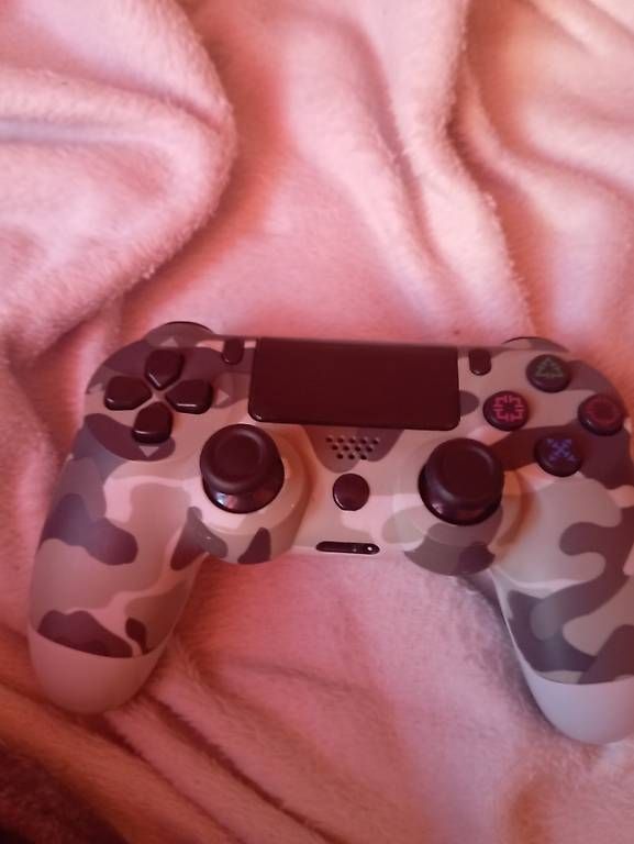 Sony Controller: Ps4 Controller – Neu (gemäss Beschreibung) aus Grosswangen von Ghxst