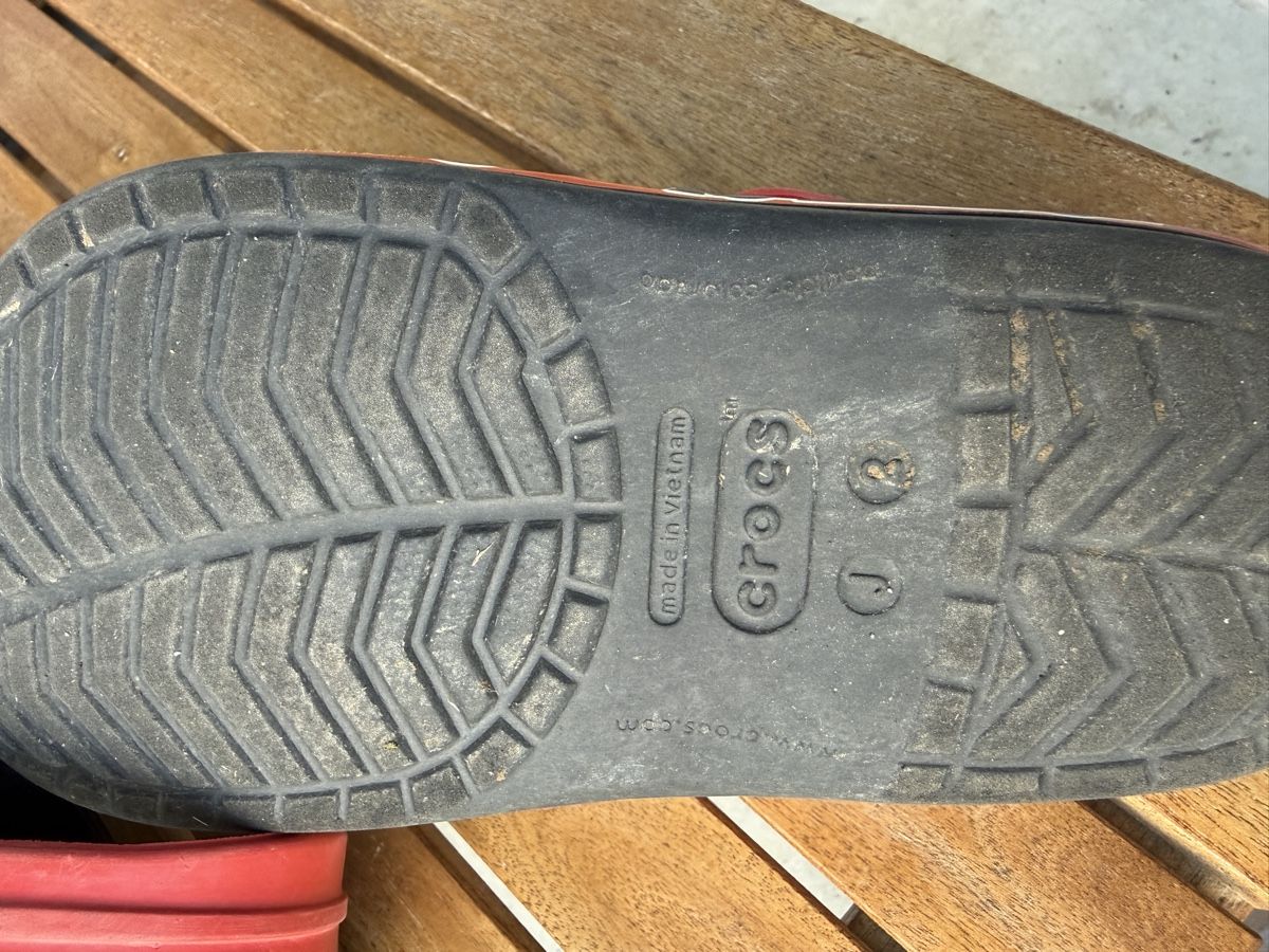 Crocs Scarpe per ragazzi: Crocs 33/34 cars – Usato da Thalwil venduto da val_bm5t 3