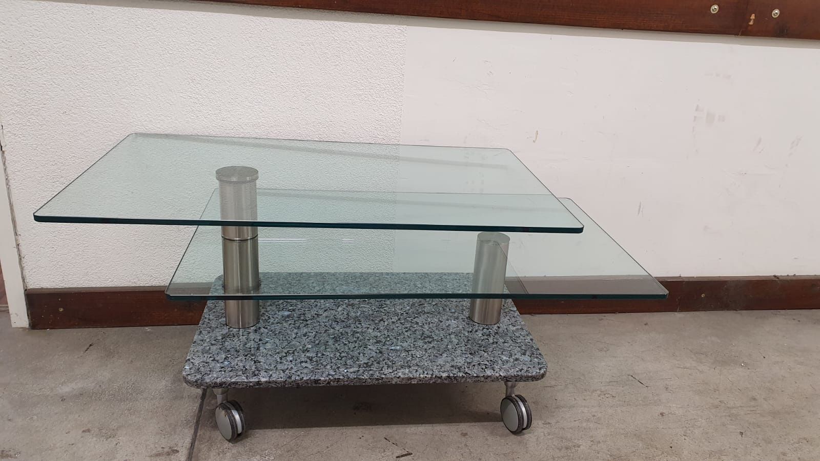 Meubles TV: TV MÖBEL GLAS AUF ROLLEN – D'occasion à Dietikon par brocki-eyra 5