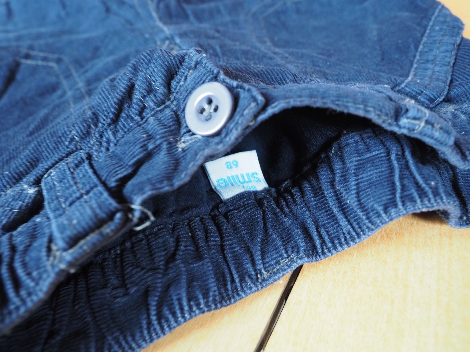 Pantaloni: Smile 68 Cordhose gedecktes blau – Usato da Oensingen venduto da katepe 3