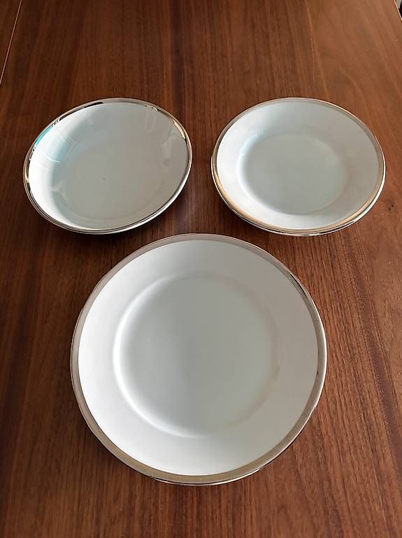 Assiettes: Assiettes bord platine  – D'occasion à Genève par rap_s5hg