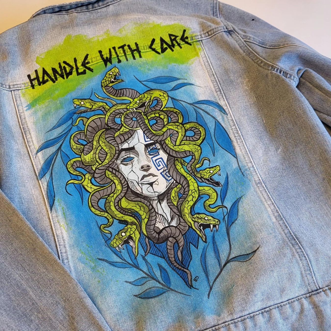 Vero Moda Giacche: jeans jacket Medusa – Nuovo e nell'imballaggio originale da Camignolo venduto da Hakunamat5 2