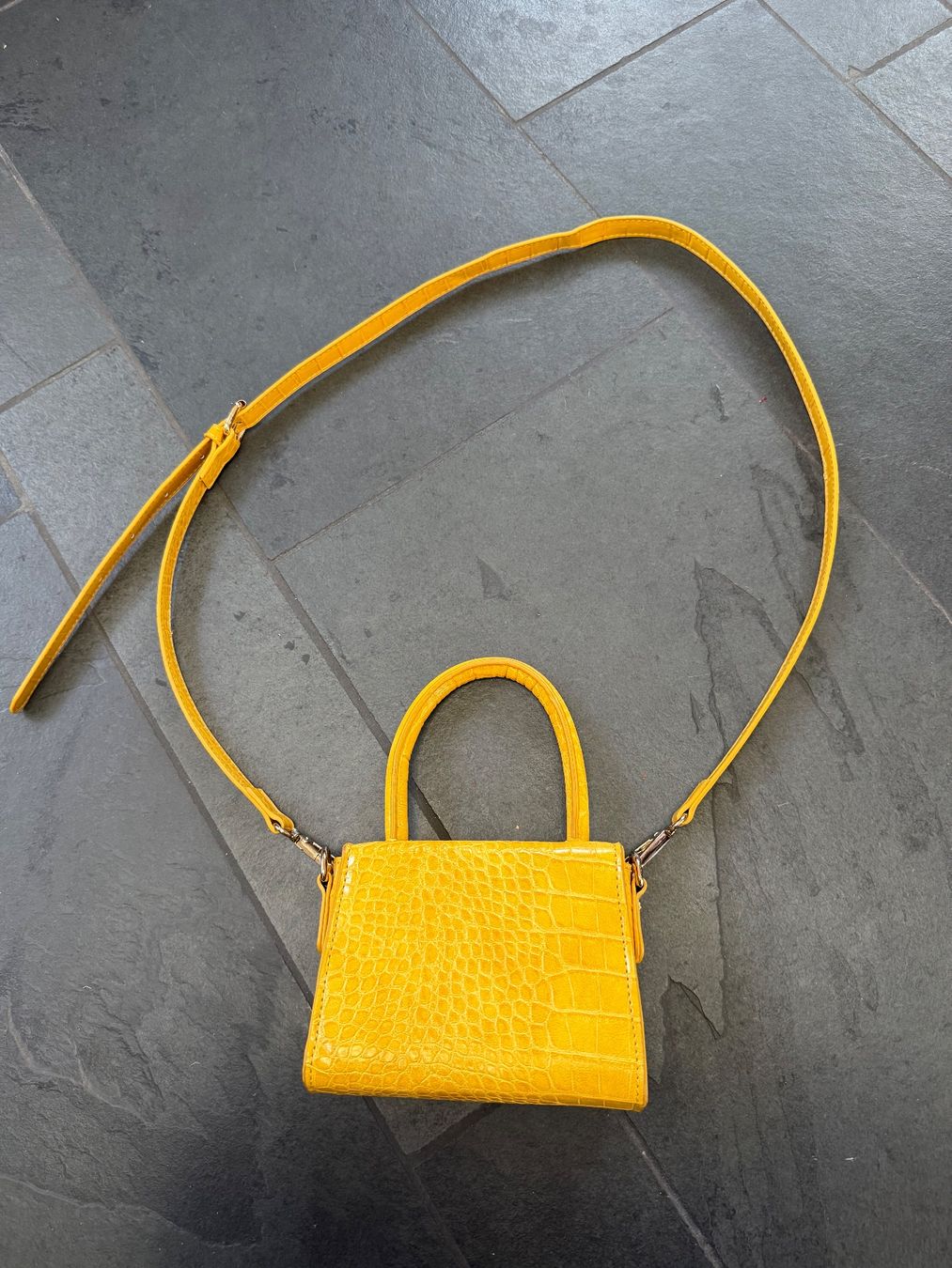 Pieces Borse da donna: Sac en bandoulière PIECES – Usato da Prez-vers-Siviriez venduto da mar_n29z 3