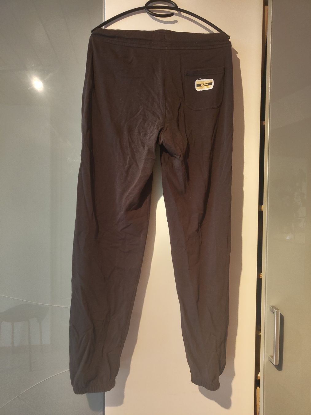 Pantaloni: Hose / Trainerhose / Jogginghose / Grösse M / braun – Usato da Schänis venduto da Second_Life_ 2