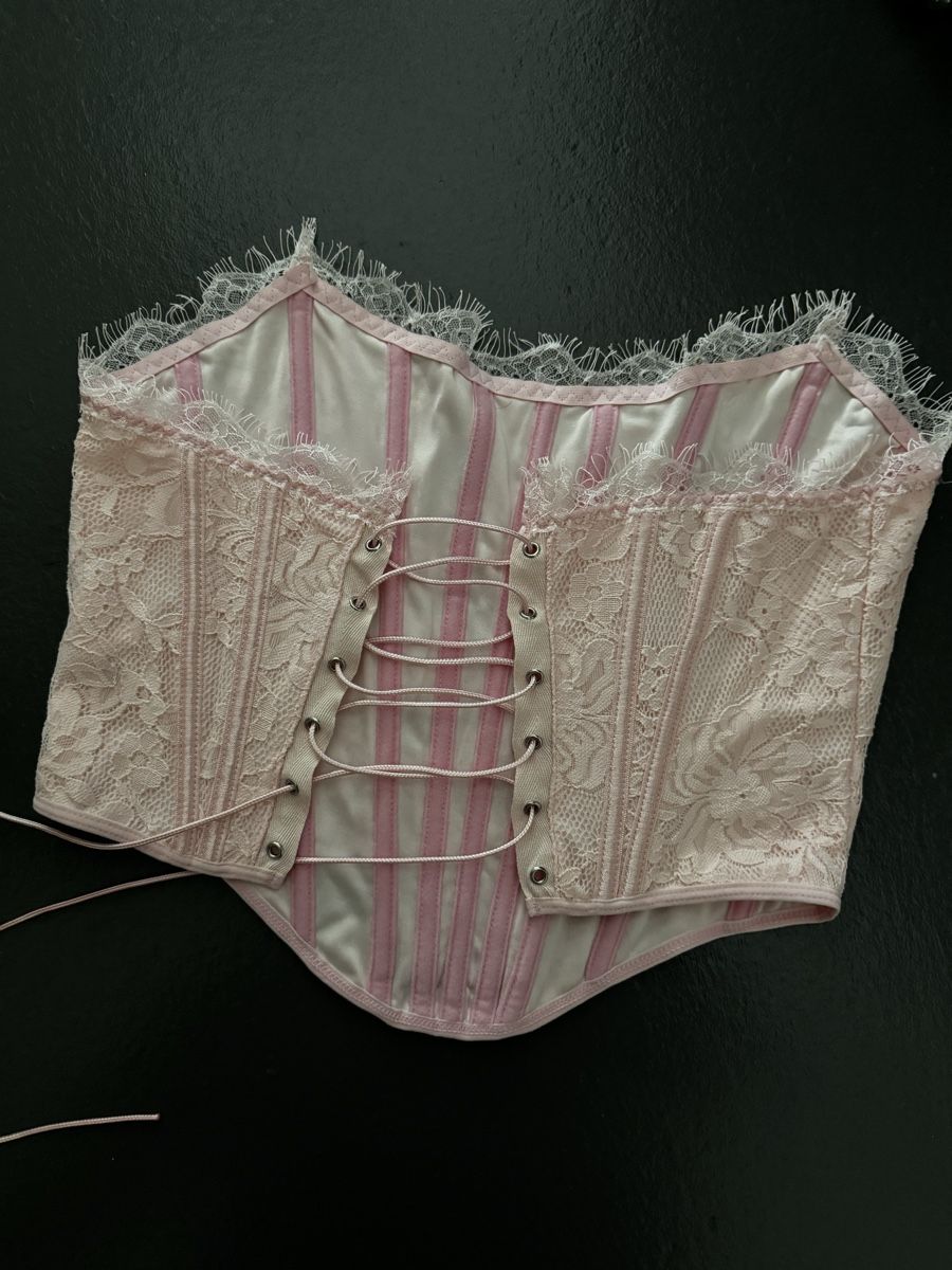 Top: Korsett rosa M – Usato da Winterthur venduto da vic_1256 3