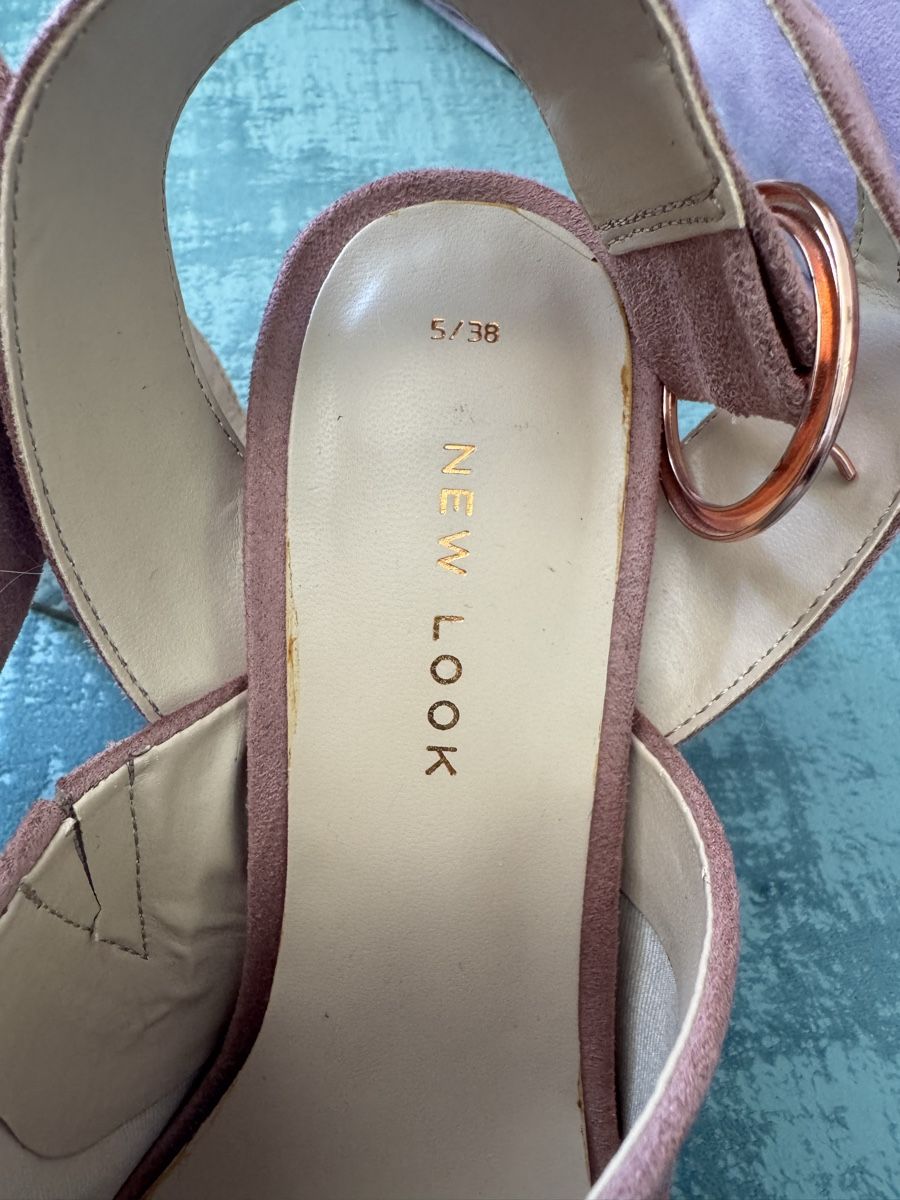 Scarpe da donna: Damen Sandalette – Usato da Walliswil b.Wangen venduto da mdssti80 1