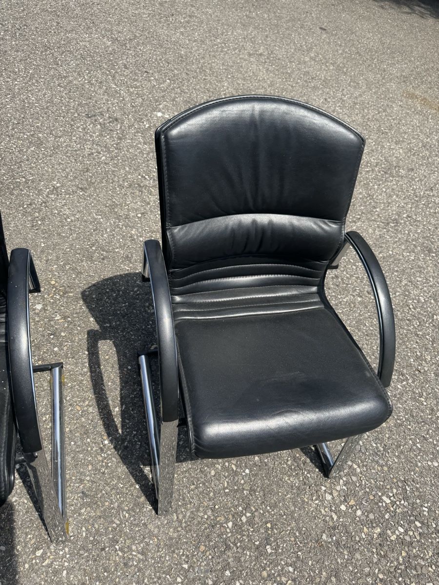 Giroflex Chaises: 3 Vintage Giroflex Stühle ab 1.-!!! – D'occasion à Grenchen par Design-Outlet 1