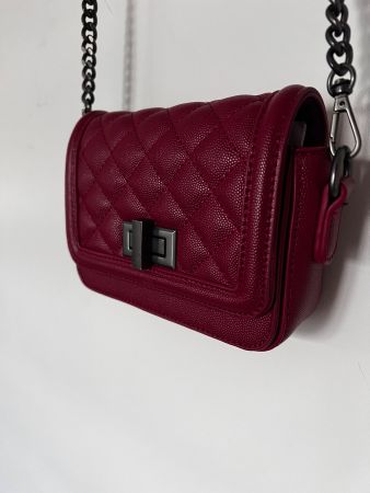 ALLES MUSS RAUS! Kleine Tasche aus Leder