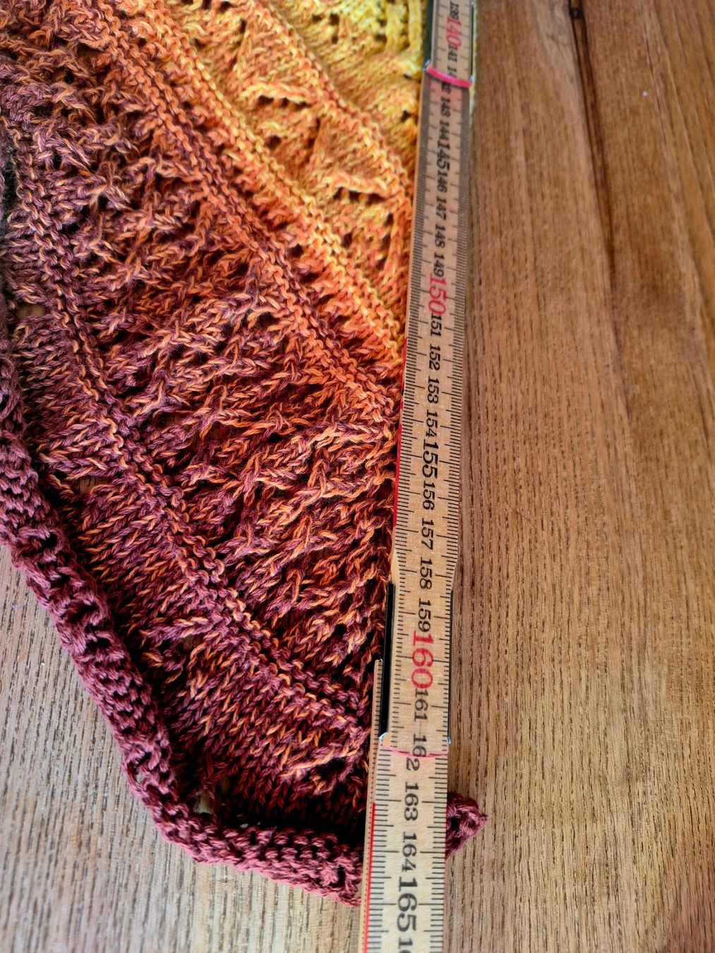 Foulard & Sciarpe: Handgestrickte Stola – Nuovo (secondo la descrizione) da Schafhausen im Emmental venduto da Herzrose 3