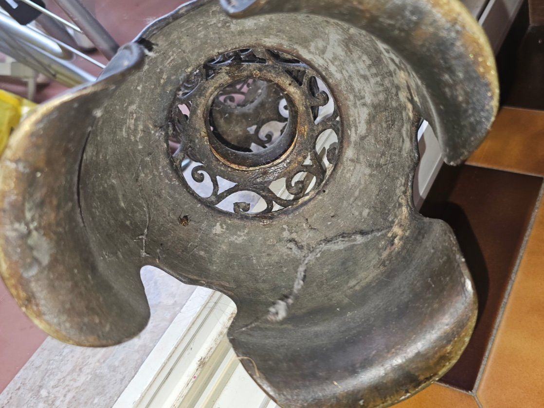 Vasen & Gefässe: Alte Japanische Bronze Candlestick – Gebraucht aus Losone von del_yh97 7