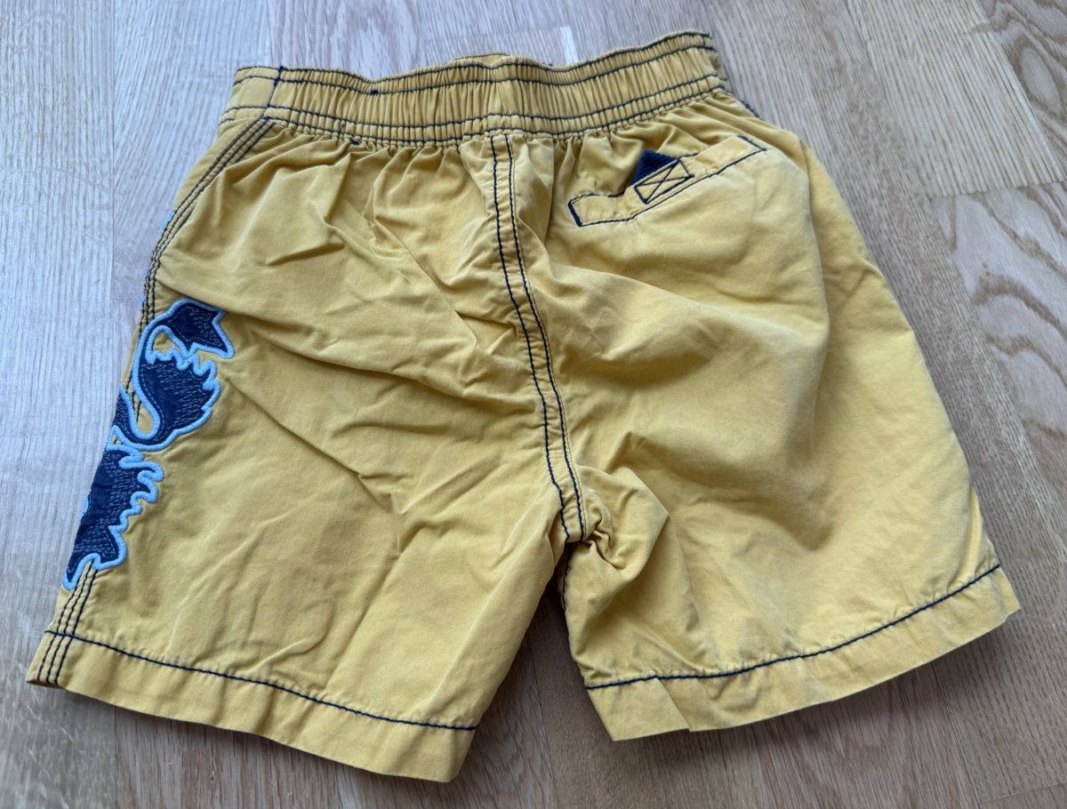 Tommy Hilfiger Hosen: Tommy Hilfiger - Short garçon, taille 3 ans/98 – Gebraucht aus Genève von valmath 2