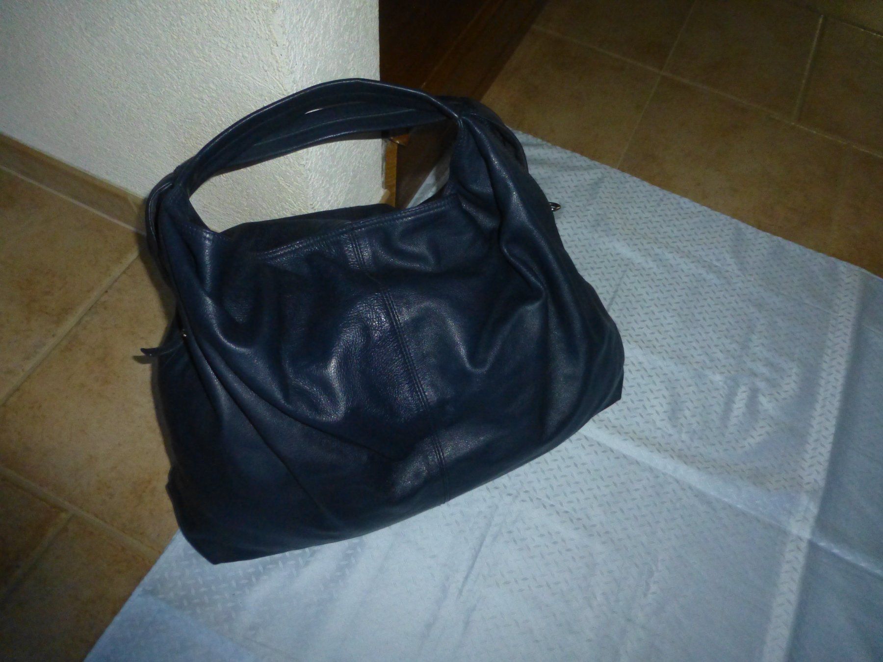 Furla Taschen für Damen: Handtasche von Furla echtes Leder – Gebraucht aus Würenlingen von drago56