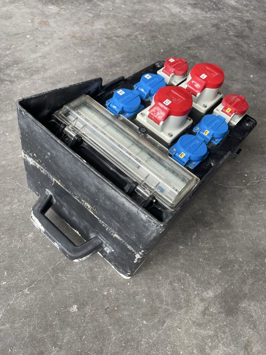 Electrotechnique: Baustromverteiler – D'occasion à Eschenbach SG par rog_7vvd 4