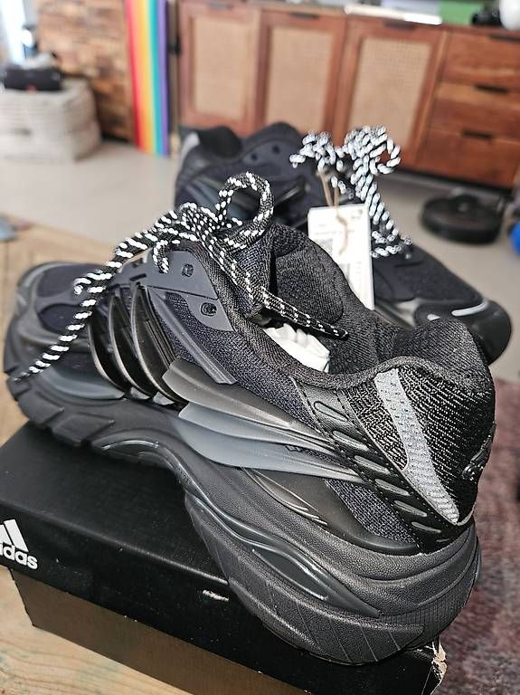 Herrenschuhe: Adidas Jellyfish  – Gebraucht aus Oberentfelden von pun_d7vt 3