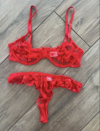 DESSOUS UNGETRAGEN GRÖSSE S